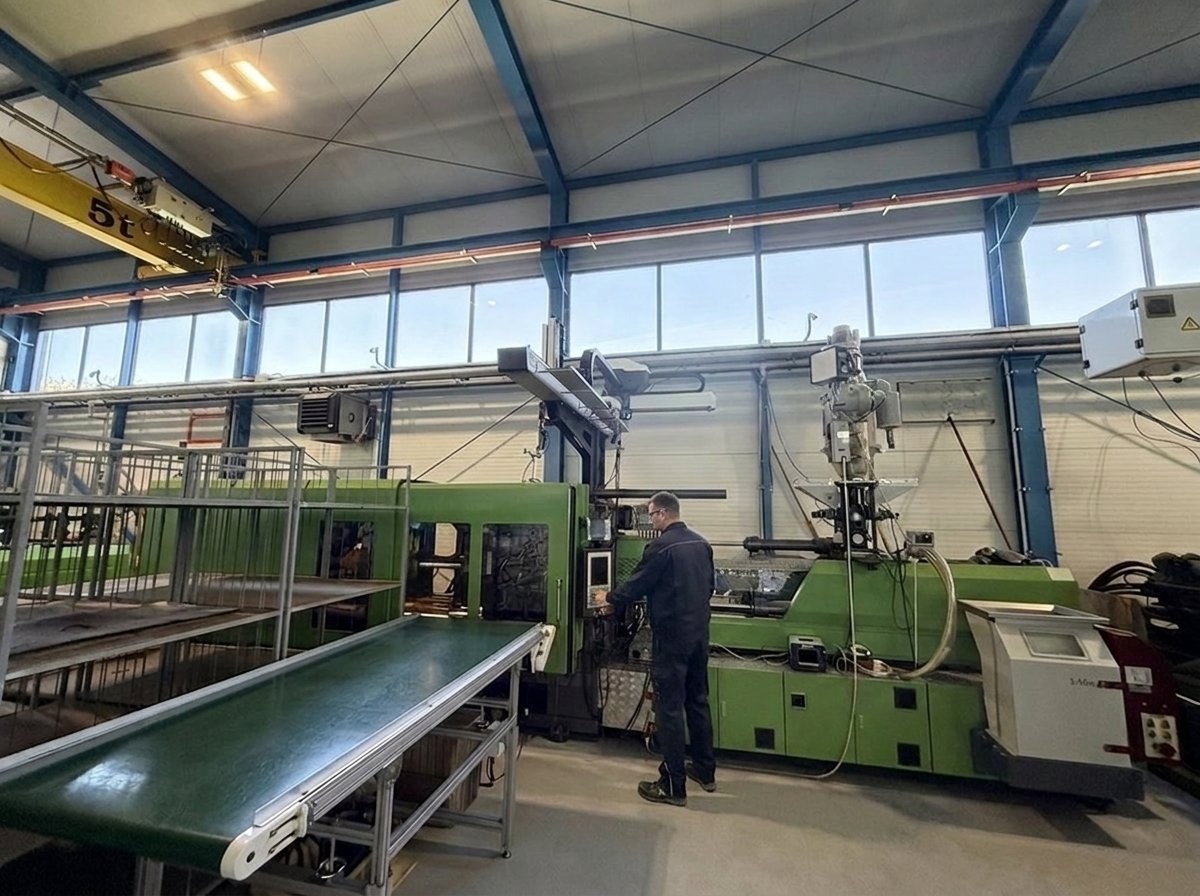 Spritzgießmaschine M30 — Welltec TTI-600SE, 600 t Schließkraft